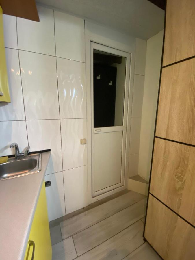 House&House 84 Apartment Petropavlovskaya Borshchagovka Екстериор снимка