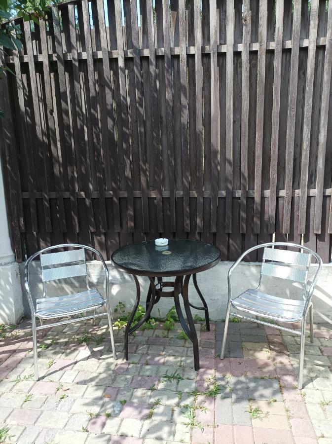House&House 84 Apartment Petropavlovskaya Borshchagovka Екстериор снимка