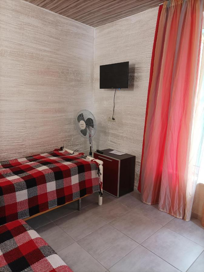 House&House 84 Apartment Petropavlovskaya Borshchagovka Екстериор снимка